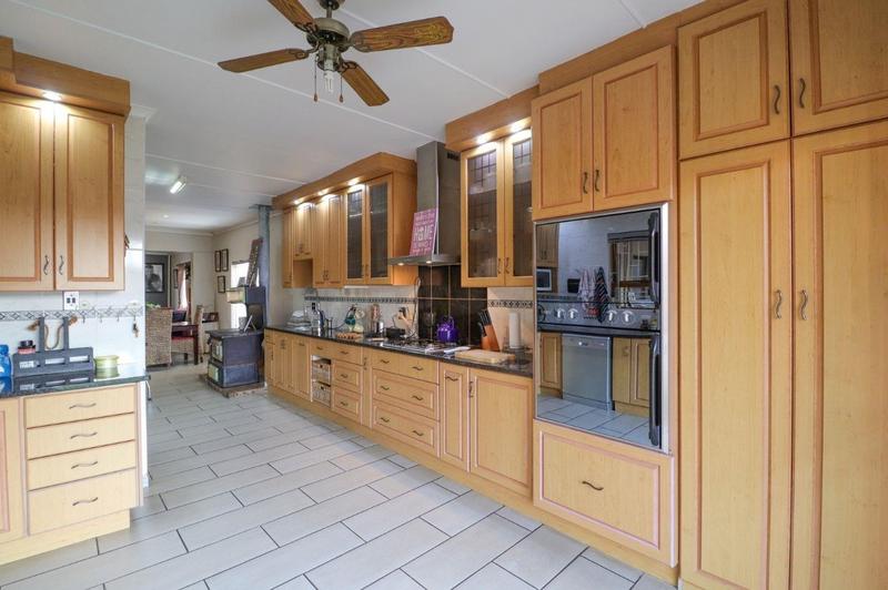 4 Bedroom Property for Sale in Heiderand Western Cape
